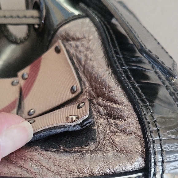 Burberry Black and Brown Shoulder Bag - Picture 13 of 16